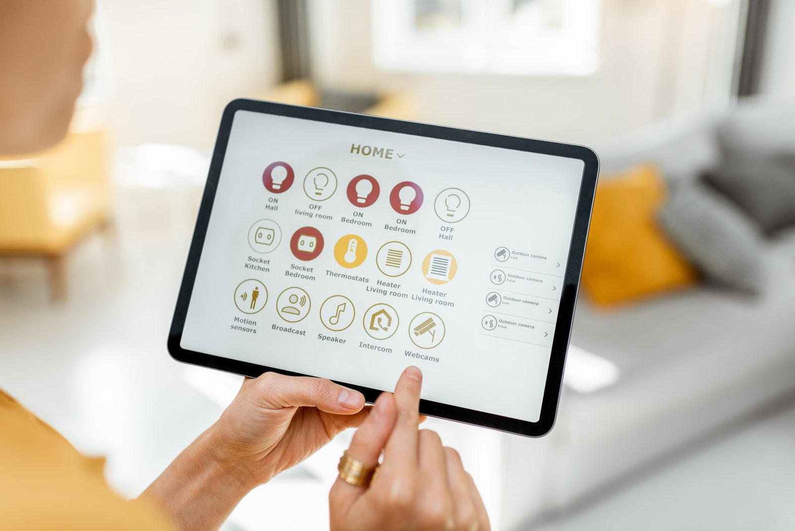 controlling-smart-home-devices-using-a-digital-tablet.jpg